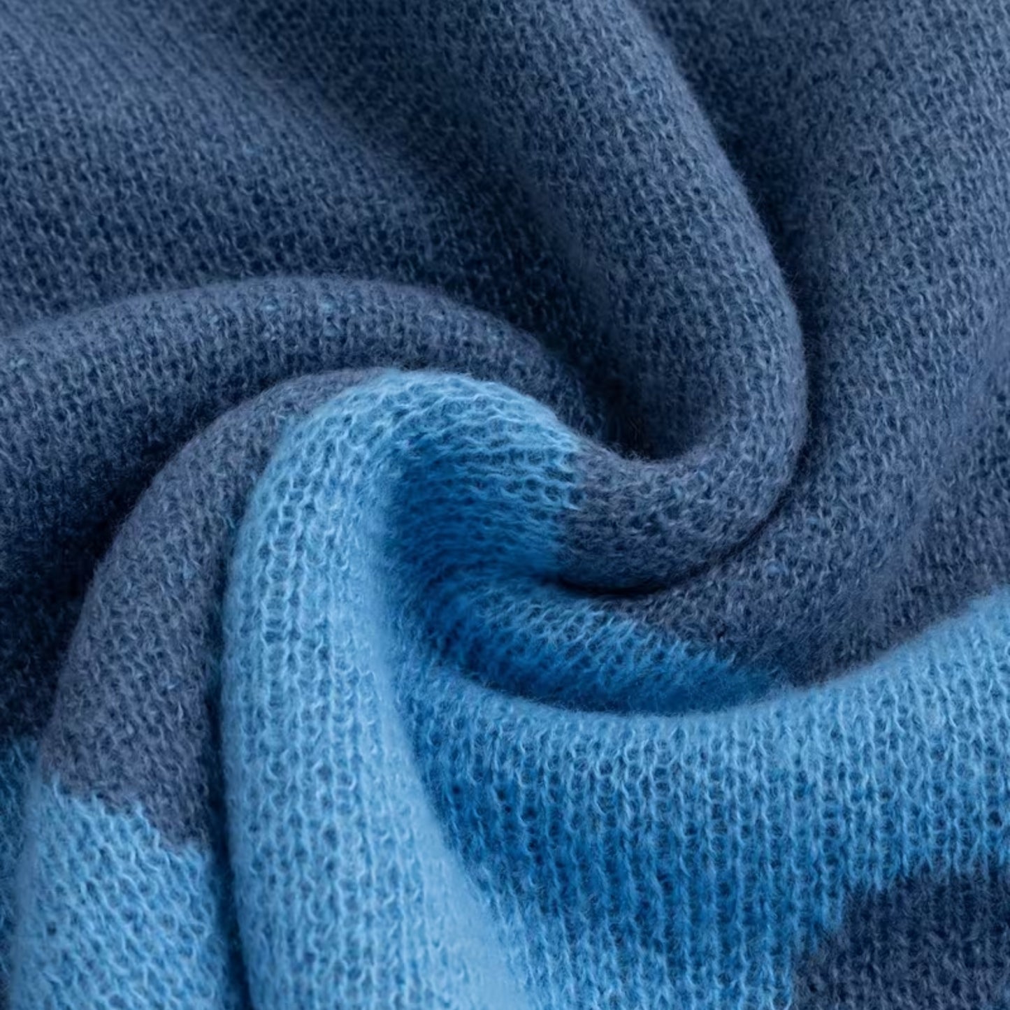 KAGRA - KNIT SWEATER